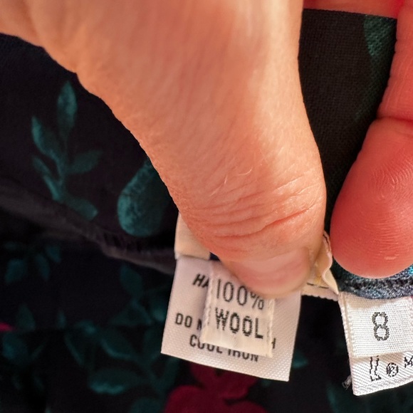 Vintage ORVIS navy, green & red 100% WOOL skirt w pockets (XS/S/vintage size 8) - Picture 4 of 11